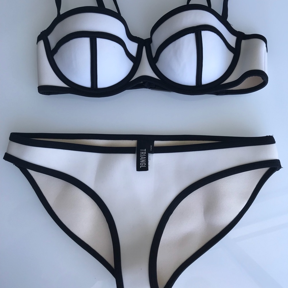 TRIANGL white bikini swimsuit!!